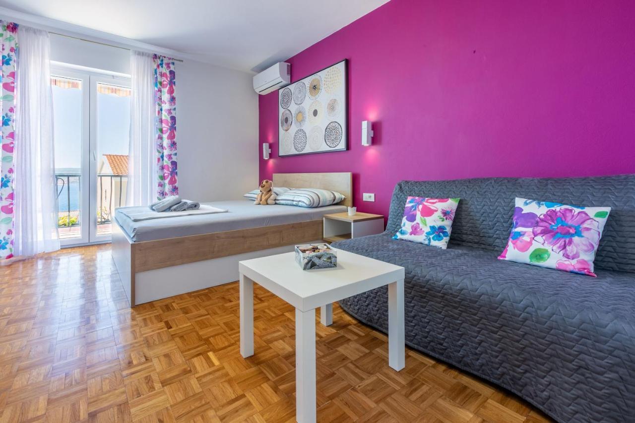Apartment Mira ซริกเวนิซา ภายนอก รูปภาพ
