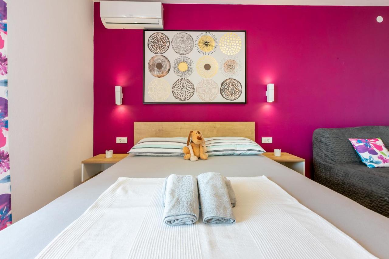 Apartment Mira ซริกเวนิซา ภายนอก รูปภาพ