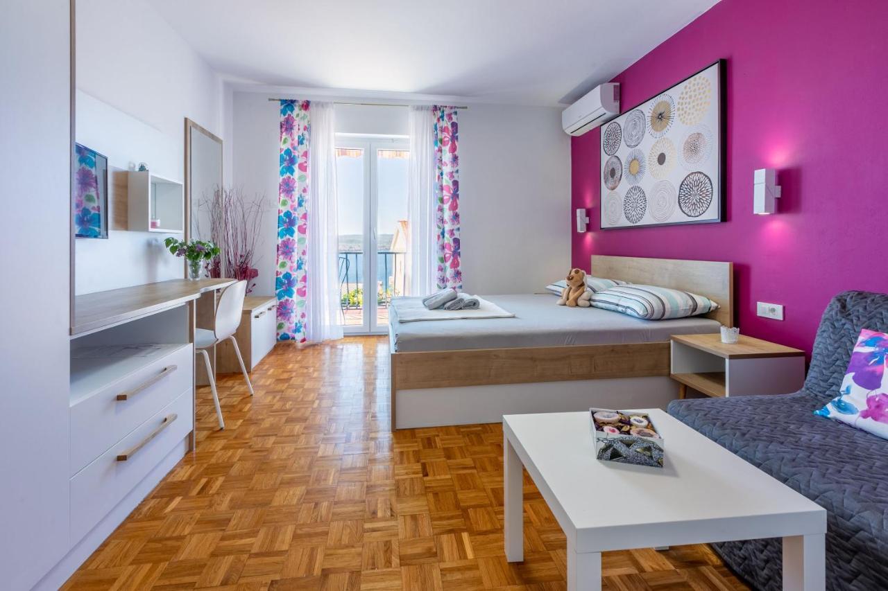 Apartment Mira ซริกเวนิซา ภายนอก รูปภาพ